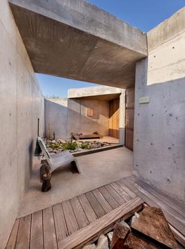 Galería de Casa morada escondida / Taller de Terreno  - 4