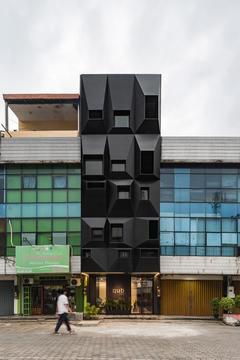 画廊 多尺度窗，QUB 酒店 / Tamara Wibowo Architects  - 6