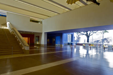 Gallery of Fort Worth Museum of Science and History / LEGORRETA  - 24