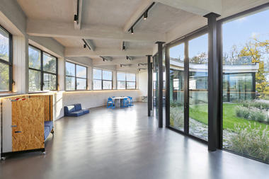 Renovación edificio C MIL / CASTOR FIBER architecture studio