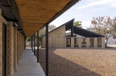 Cuexcomate Community Center / Federico Colella + Aleyda Resendiz + Brenda Hernandez + Riccardo Caffarella