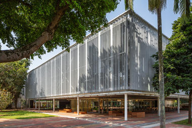 Santa Cruz Library / Andrade Morettin Arquitetos Associados