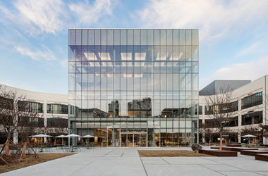 Hyundai Premium Outlet SPACE1 Cube / Betwin Space Design