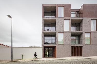 Oporto Anselmo Apartments / Arquitectos Aliados