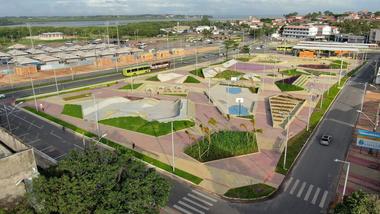 Terminal de autobuses y renovación urbana en São Luís / Natureza Urbana