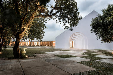 Bogor Creative Hub / Local Architecture Bureau