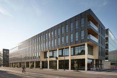 111 East Grand and St. Kilda Surf & Turf / Neumann Monson Architects