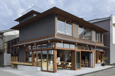 濑户田町小镇客厅 / 稻富堀内建筑事务所