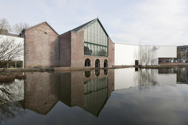 Mons Memorial Museum / Atelier d'architecture Pierre Hebbelinck - Pierre de Wit