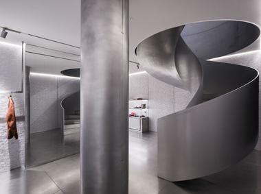 Tienda MKR en Sevilla / Guillermo Vázquez Consuegra