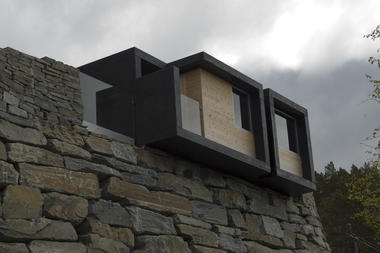 Aurland public toilets / Saunders Architecture