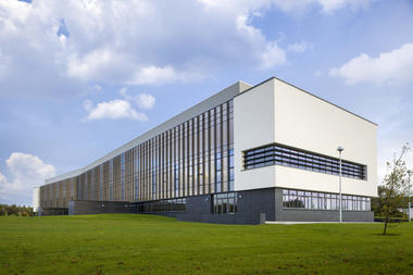 National University Of Ireland, Galway | Science Research Building / Payette