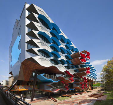 La Trobe Institute for Molecular Science / Lyons