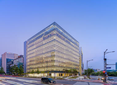 Hankook Technoplex / Foster + Partners