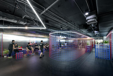 Sam Yan Gym / Looklen Architects