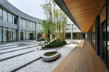 Ming-Tang Hot Spring Resort / CT Design + Cooperation Team