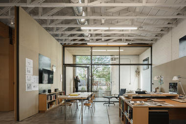 Studio 1334 / debartolo architects