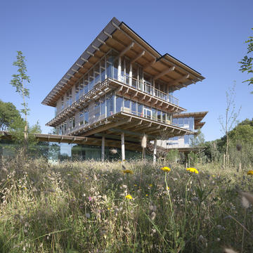 Campus Quiksilver Na Pali  / Patrick Arotcharen
