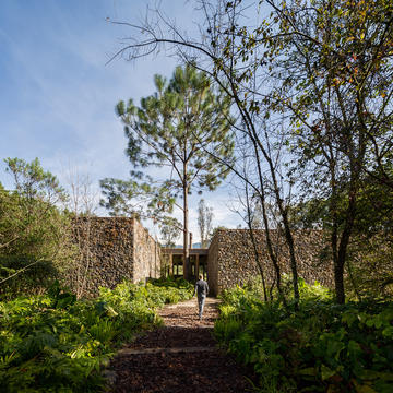 Valle Santana / Manuel Cervantes Estudio