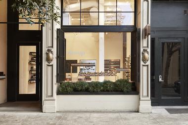  Aesop Jackson Square / Tacklebox Architecture