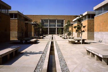 Center for the Blind and Visually Impaired / Taller de Arquitectura-Mauricio Rocha