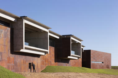 Beronia Rueda Winery / IDOM