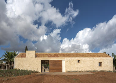 Ampliación Bodega Ribas / Rafael Moneo + Canals Moneo Arquitectos