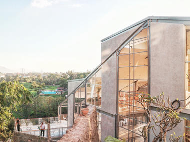 Plumeria House – Student Center / LUWIST