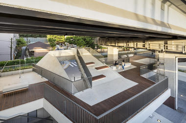 Roof Square / HG-Architecture