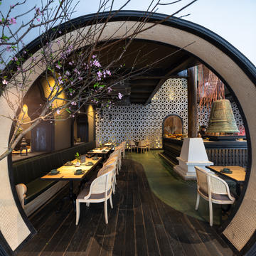 Sadhu Restaurant / Le House