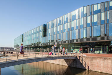 Delft City Hall and Train Station / Mecanoo