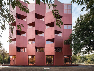 Moradia Estudantil do Gengdan Institute / HCBY Group