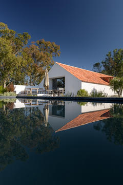 Gallery of House in Ferraria / Enter Arquitectura  - 18