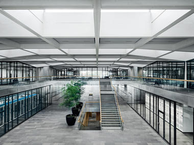 Intelligent Building Technology for Functional Architecture