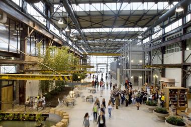 Urban Outfitters Corporate Campus / MSR Design