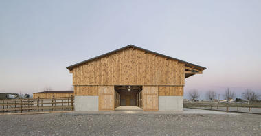 Hotel Equino / Gabarra Arquitectes