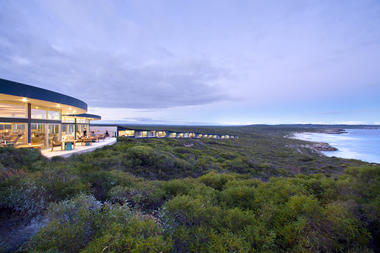 Southern Ocean Lodge / Max Pritchard Architect