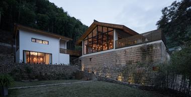 莫干山“伴屋” / 来建筑设计工作室