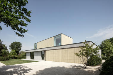 Villa Bonh / CAS architecten