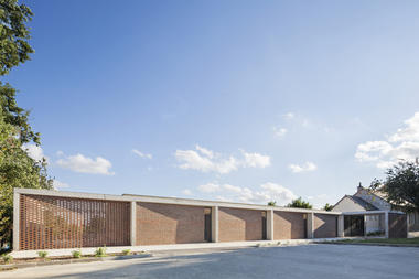 Primary School La Couyere / Atelier 56S