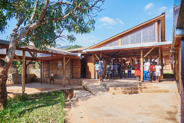 Escuela TERAKOYA / TERRAIN architects