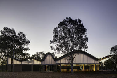 Centro comunitario Woodcroft / Carter Williamson Architects