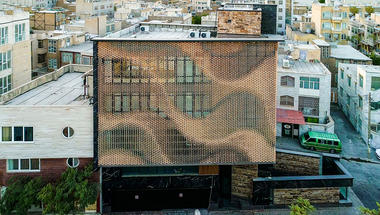 最贵的砖砌，工程事务所自用‘参数化办公楼’ / A.P.Pars Architects & Associates