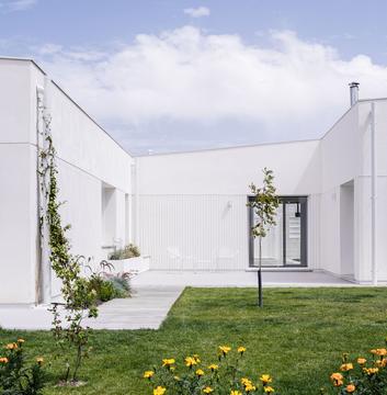 Casa Banlusa / Sara Acebes Anta