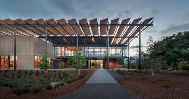 Stanford University Central Energy Facility / ZGF Architects