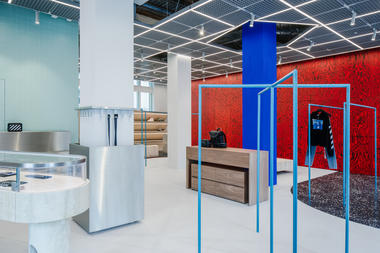 Galería de Tienda Off-White París / AMO  - 6