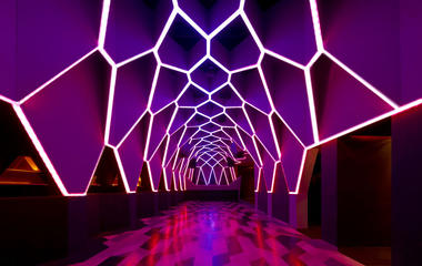 Club JOSEFINE / Fred Mafra