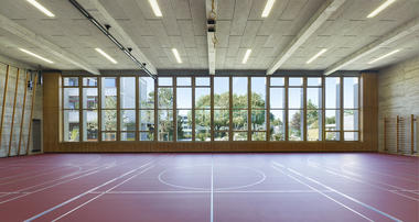 Gallery of Gymnasium and Swimming Hall Vogelsang / MET Architects  - 9