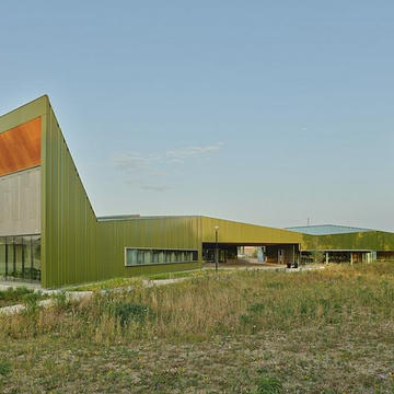 Gallery of Fluropon® Coating in Thaden School - 4