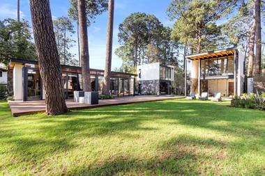 Casa Vega del Valle  / RXY Studio